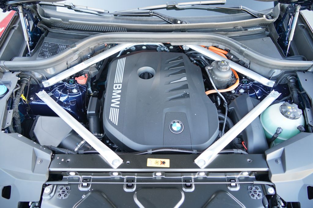 Thumbnail: 2026 BMW X5 - 22