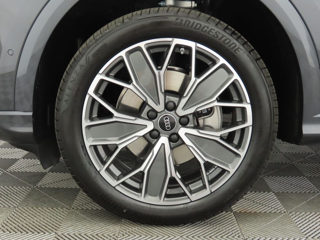 2025 Audi Q5 Premium 32