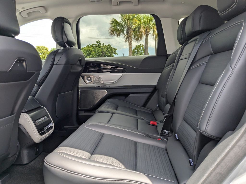2025 Lincoln Nautilus Hybrid Reserve