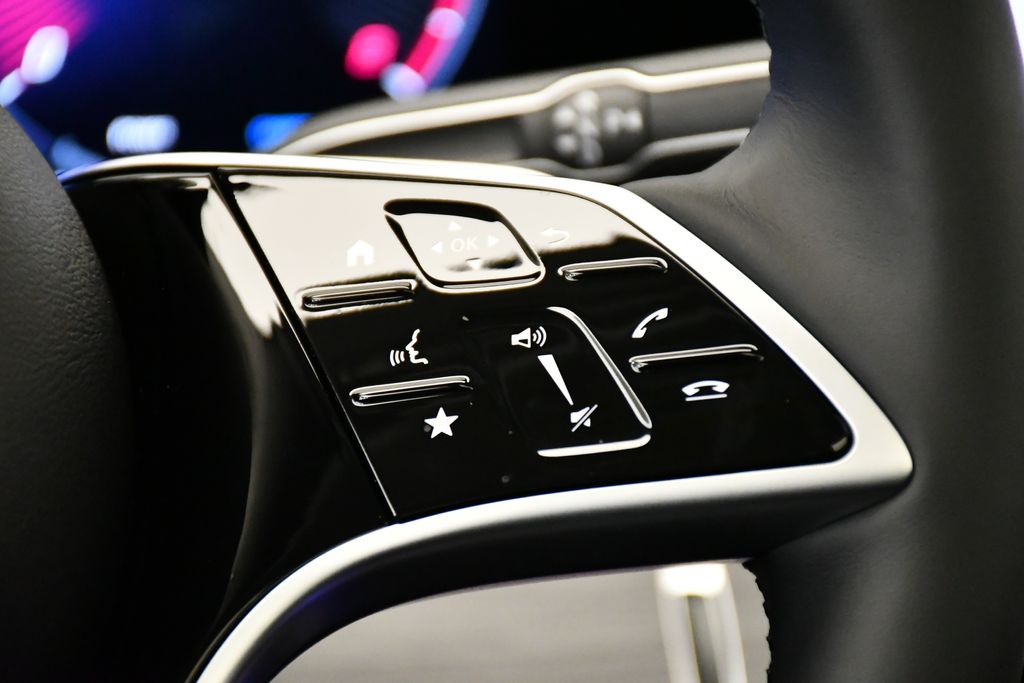 Thumbnail: 2026 Mercedes-Benz GLE - 24