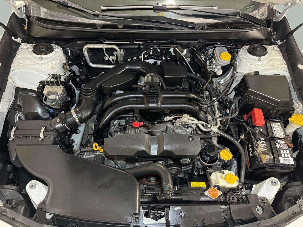 Used 2017 Crystal White Pearl Subaru 2.5i Premium image 27