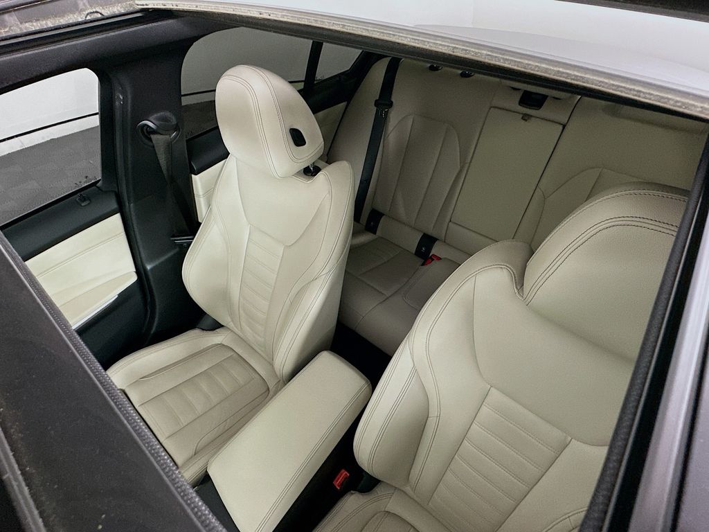 Thumbnail: 2020 BMW 3 Series - 22