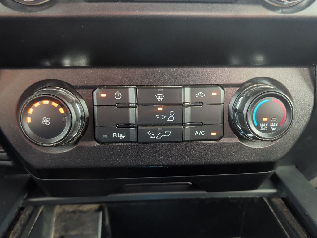 2020 Iconic Silver Metallic Ford F-150 XL 4X4 Truck