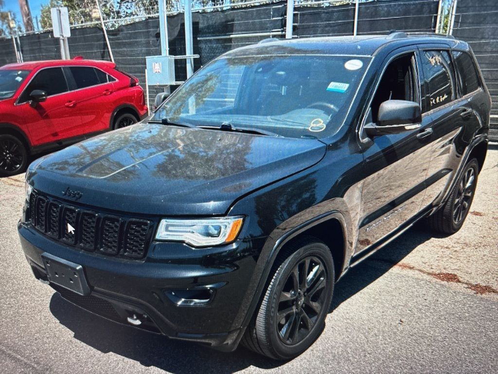 Diamond Black Crystal Pearlcoat 2017 Jeep Grand Cherokee Overland SUV / Crossover 4X2 8-Speed Automatic