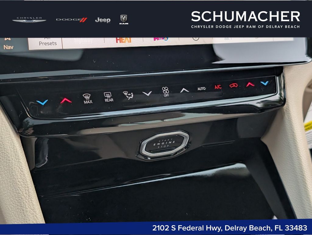 new 2026 Jeep Grand Cherokee car, priced at $46,155
