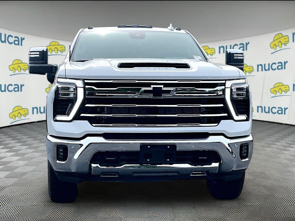 2026 Chevrolet Silverado 2500HD — photo 3