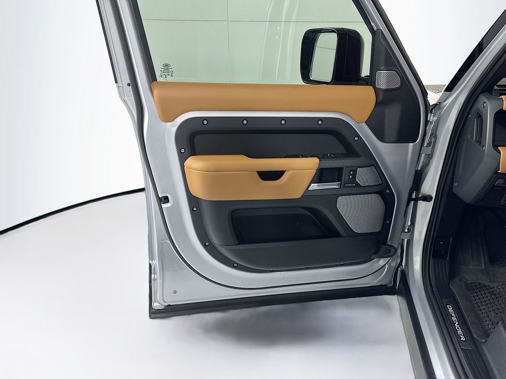 Thumbnail: 2024 Land Rover Defender - 25