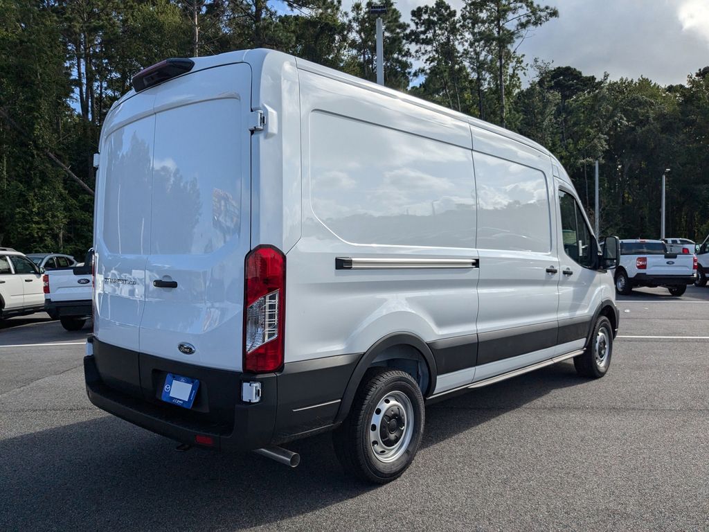 2025 Ford Transit 250