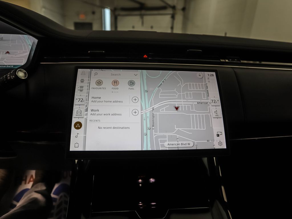 Thumbnail: 2024 Land Rover Range Rover Sport - 16