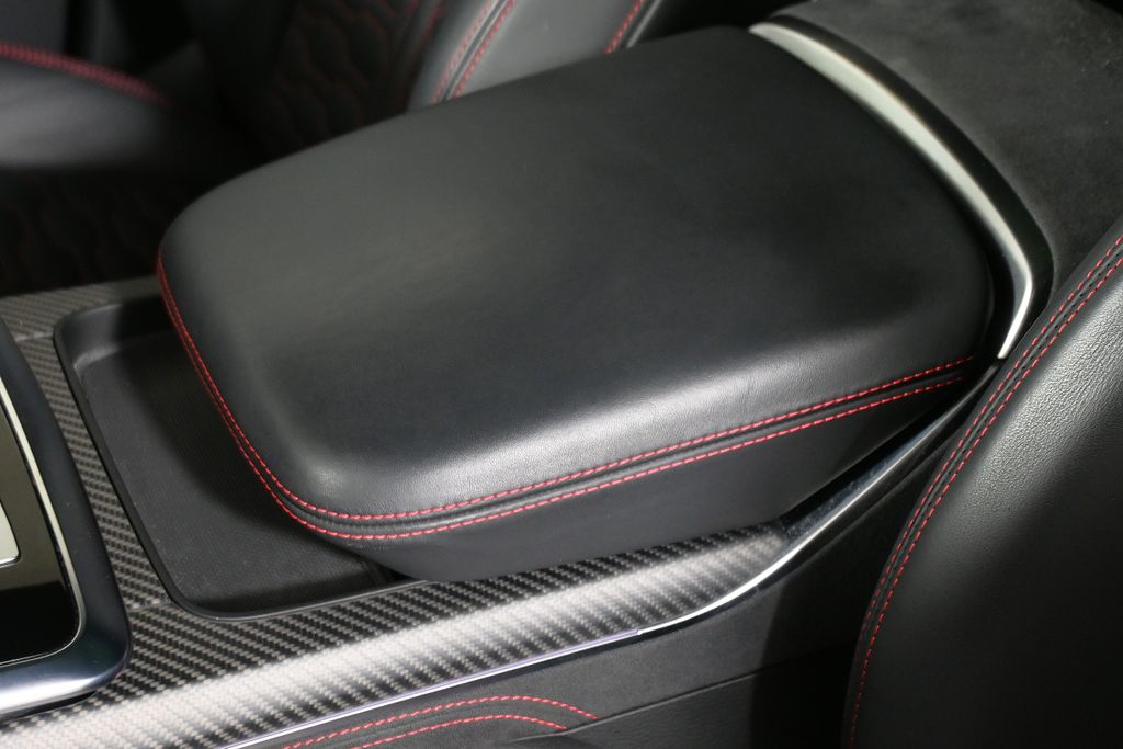 Thumbnail: 2024 Audi RS Q8 - 26