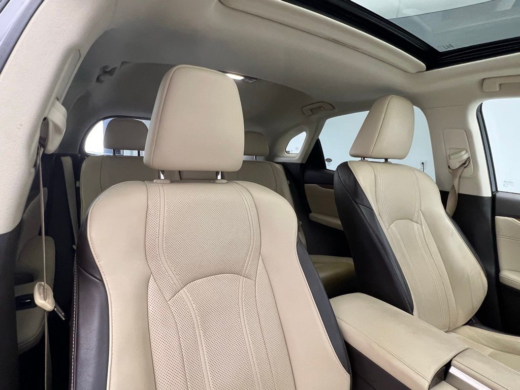 Thumbnail: 2017 Lexus RX - 7