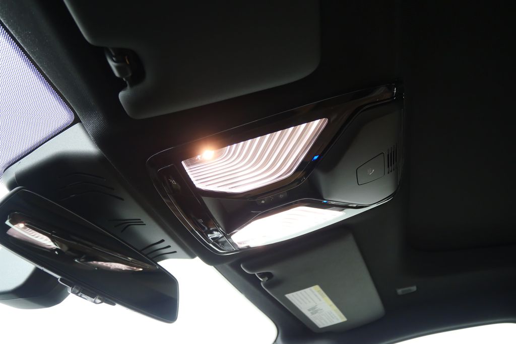 2025 BMW i4 eDrive40 21
