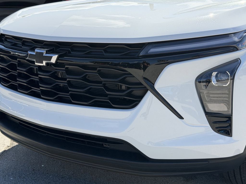 new 2026 Chevrolet Trax car, priced at $22,195