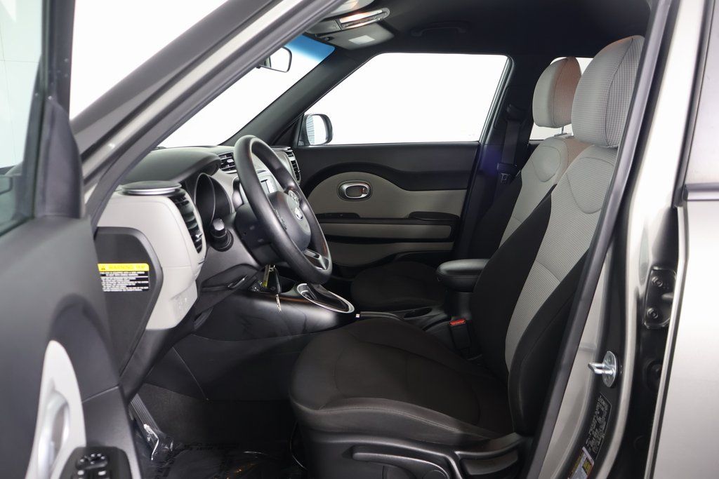 Thumbnail: 2018 Kia Soul - 10