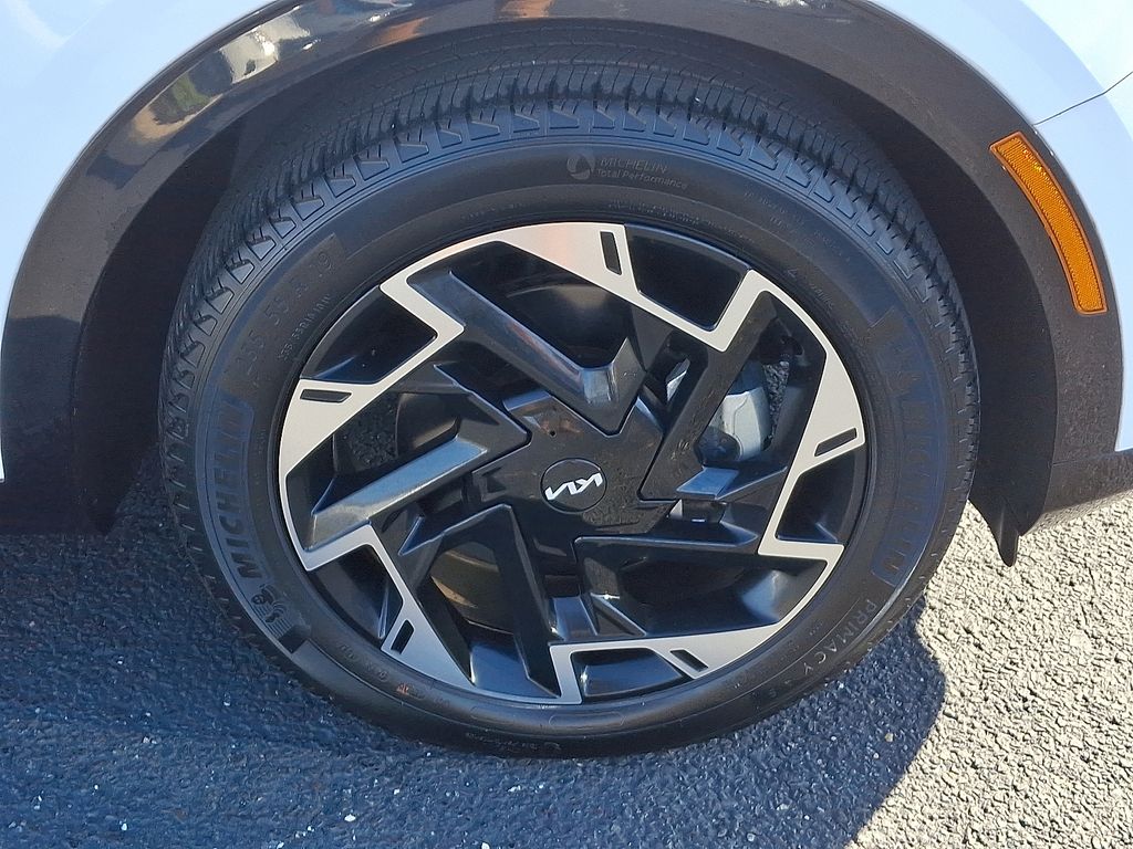 Thumbnail: 2023 Kia Sportage - 8