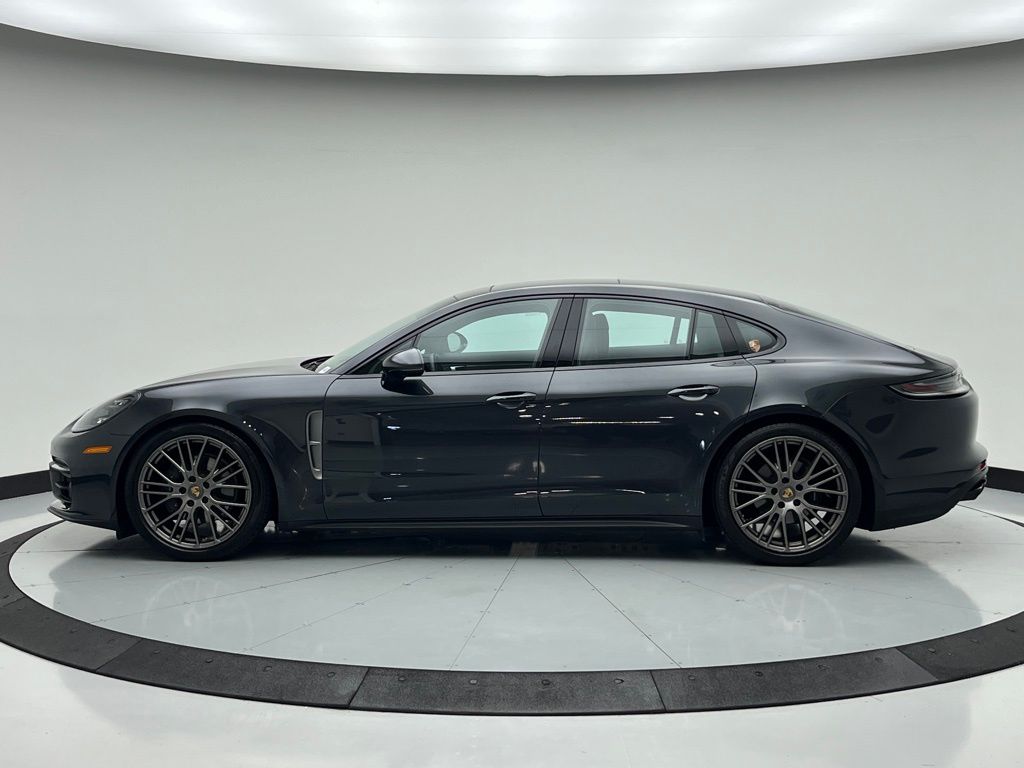 Thumbnail: 2023 Porsche Panamera - 2
