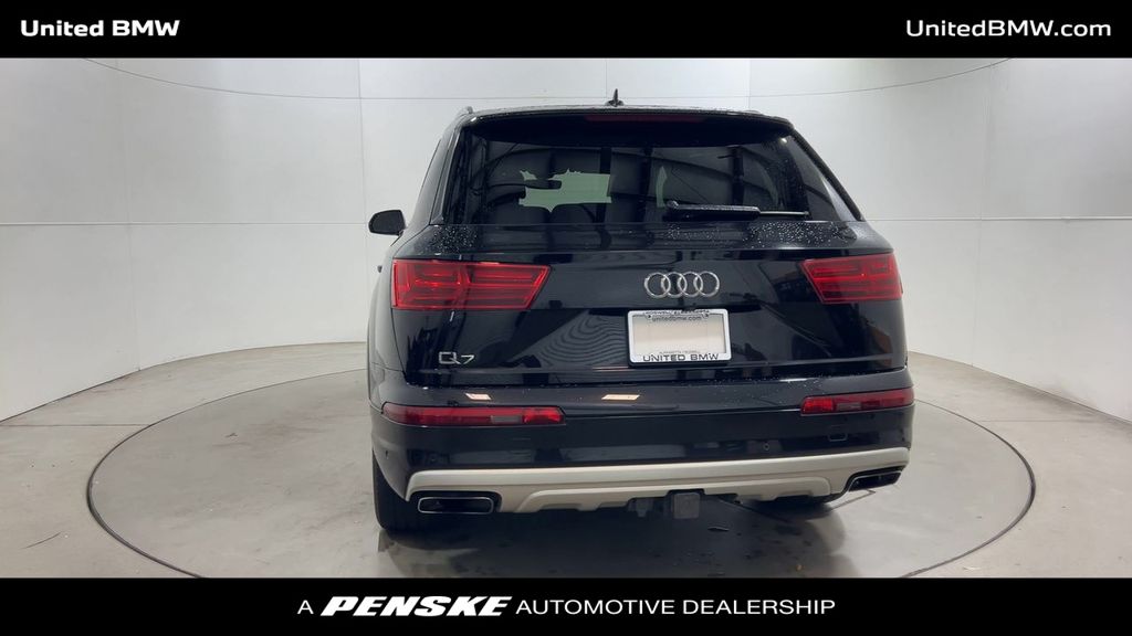 Thumbnail: 2019 Audi Q7 - 7