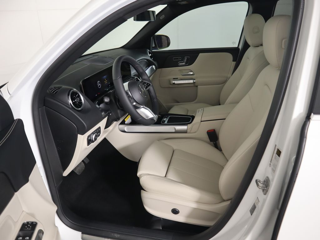 Thumbnail: 2026 Mercedes-Benz GLB - 20