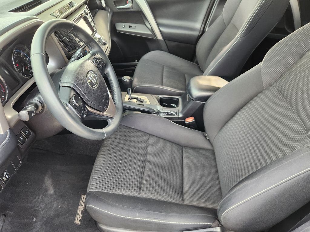 2016 Toyota RAV4 XLE White at Baytown Hyundai