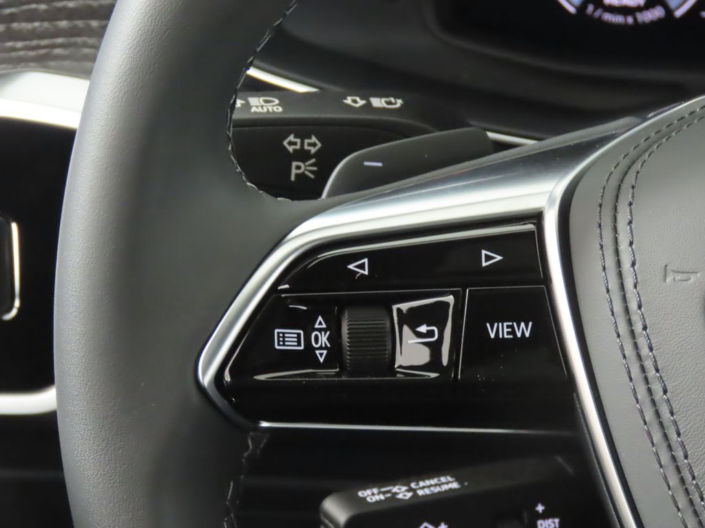 Thumbnail: 2025 Audi A6 - 16