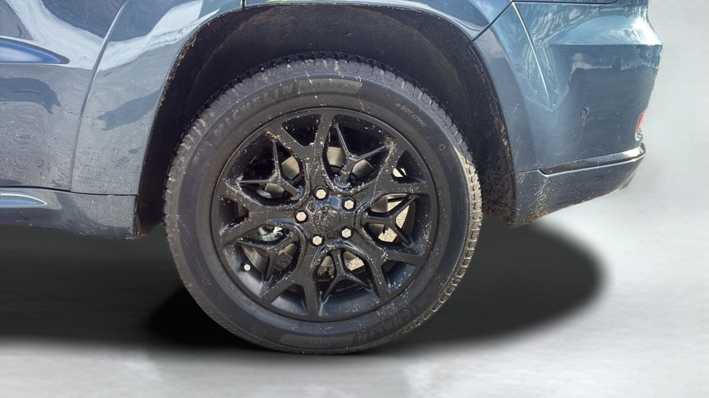 used 2021 Jeep Grand Cherokee car, priced at $28,450