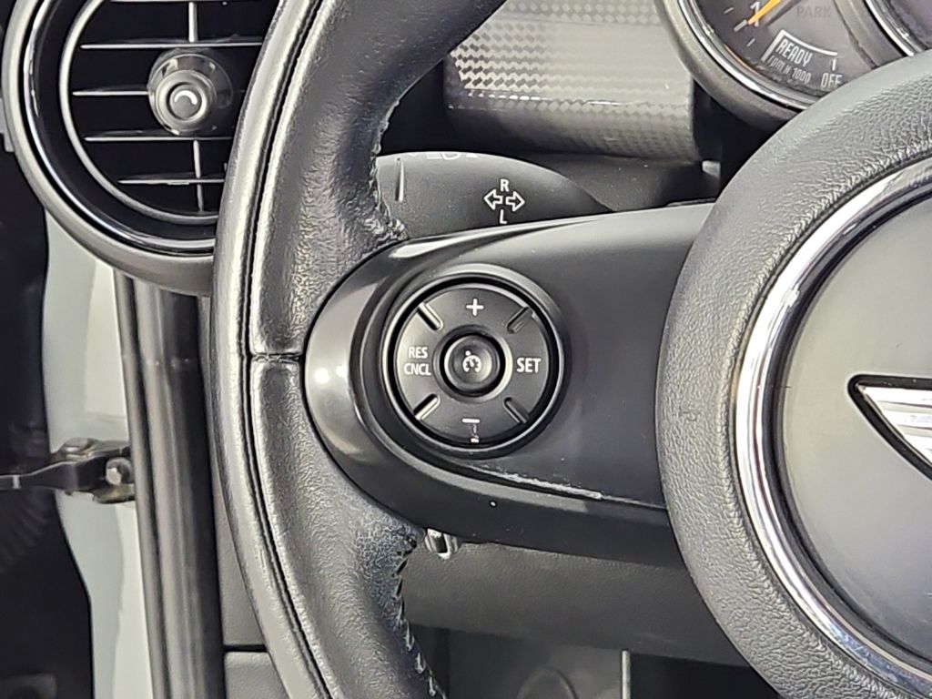 Thumbnail: 2017 MINI Cooper - 29