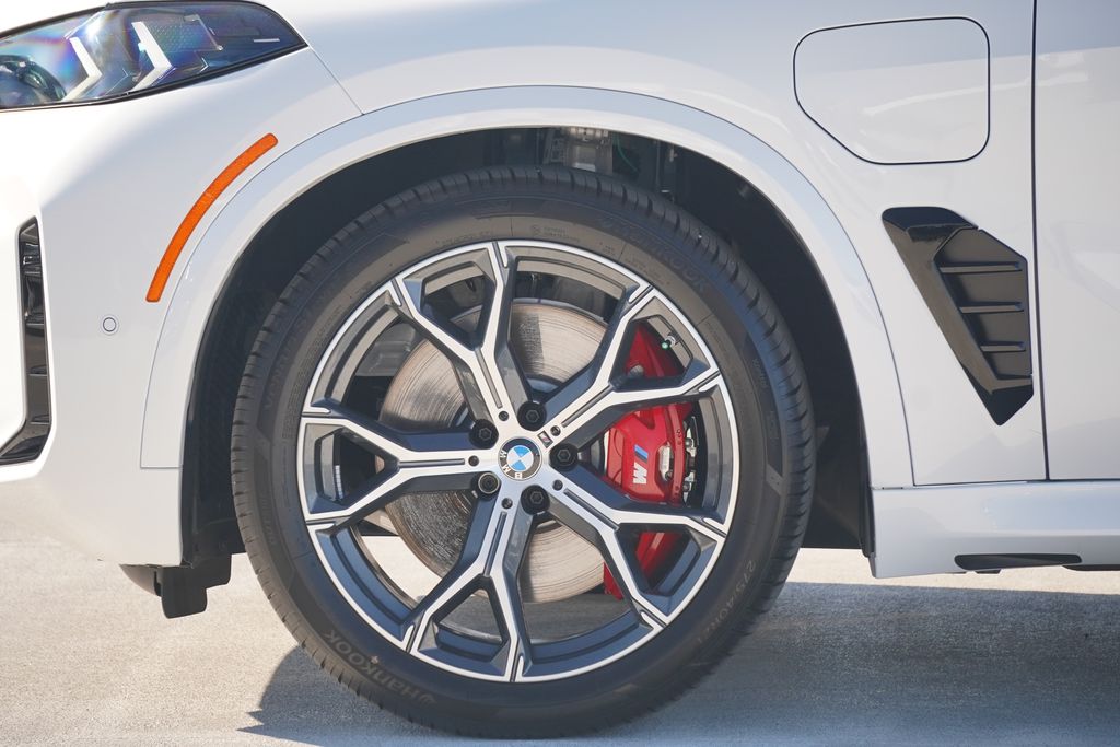 Thumbnail: 2026 BMW X5 - 5