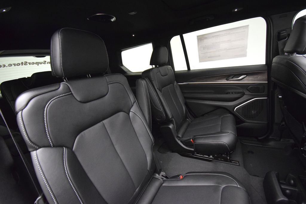 new 2026 Jeep Grand Cherokee L car, priced at $50,772