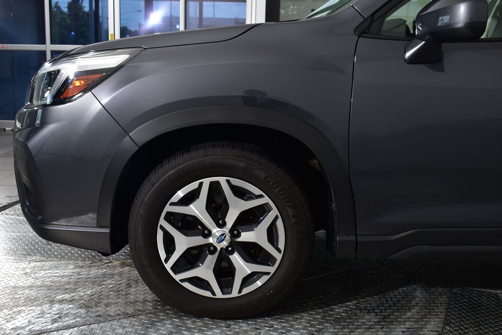Thumbnail: 2021 Subaru Forester - 9