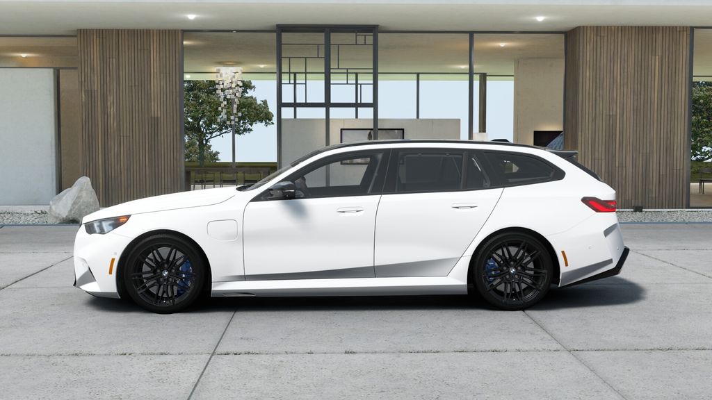 Thumbnail: 2027 BMW M5 - 31