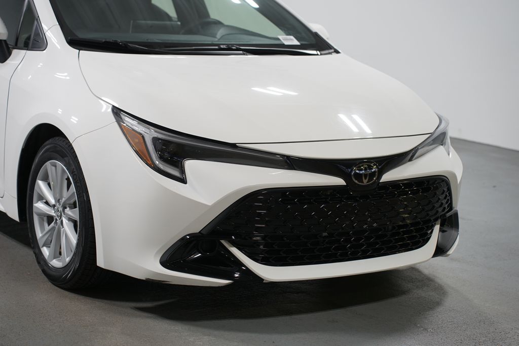 Thumbnail: 2023 Toyota Corolla - 4