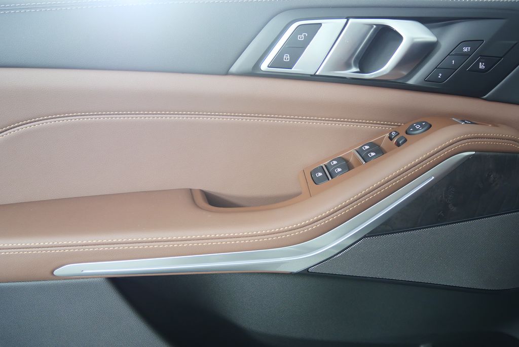 Thumbnail: 2026 BMW X5 - 6