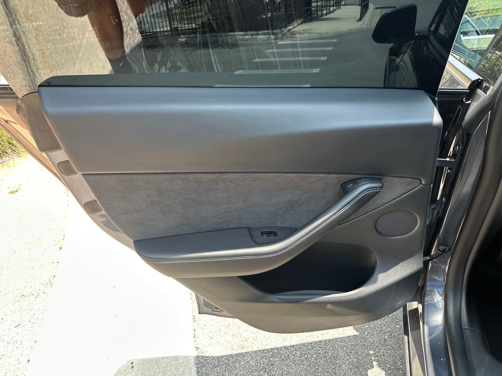Used Car 2022 Tesla Model Y  Long Range For Sale Under $35,000 In Austin, Texas