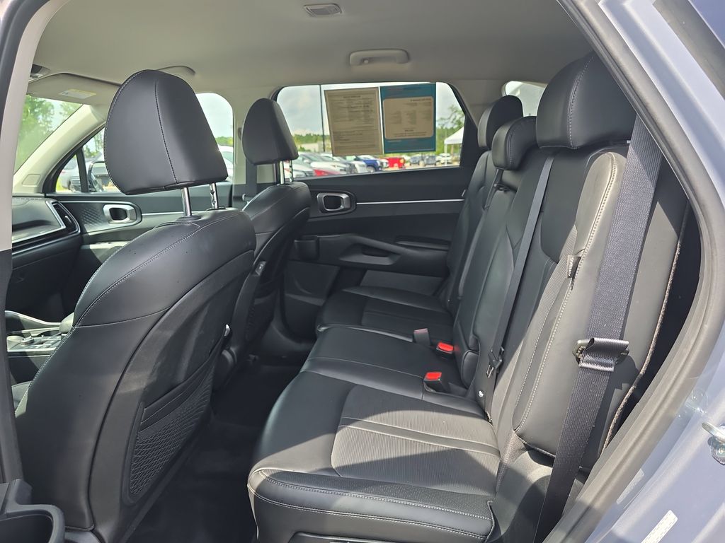 2024 Everlasting Silver Kia Sorento S FWD SUV