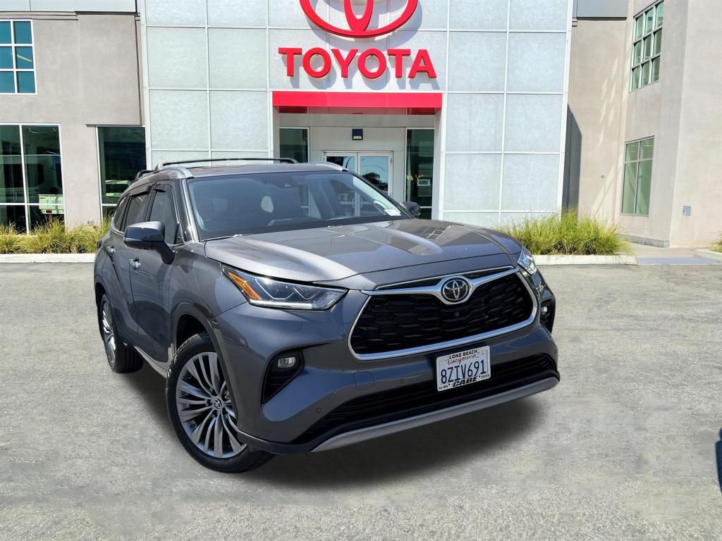 Used 2022 Toyota Highlander SUV