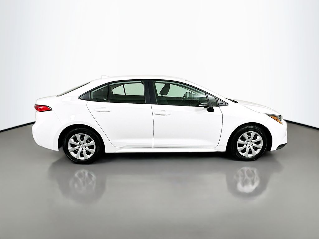 Thumbnail: 2024 Toyota Corolla - 4