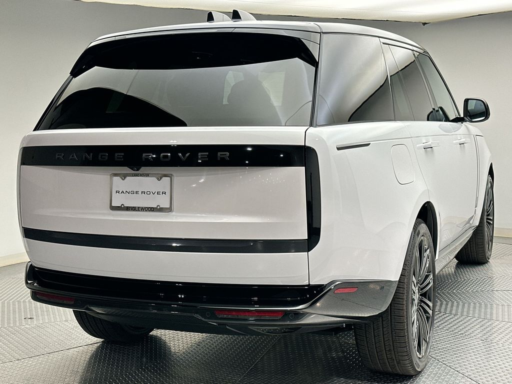 Thumbnail: 2025 Land Rover Range Rover - 3