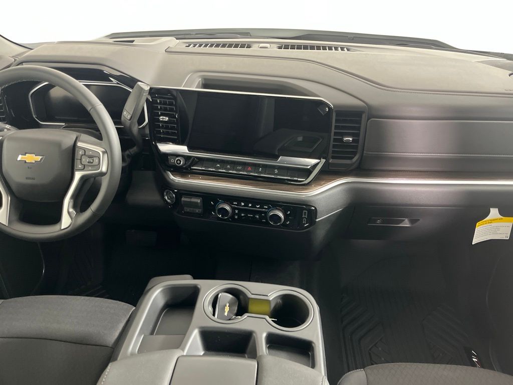 Thumbnail: 2026 Chevrolet Silverado 1500 - 17