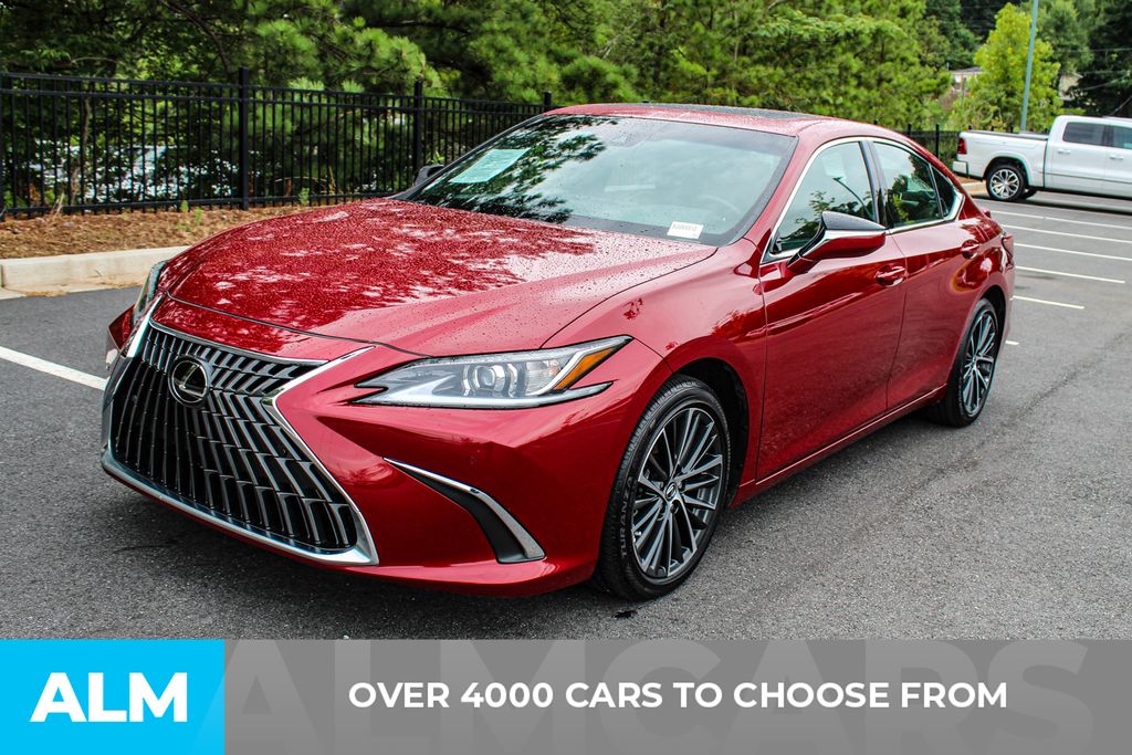 Used 2025 Red Lexus 300h image 3