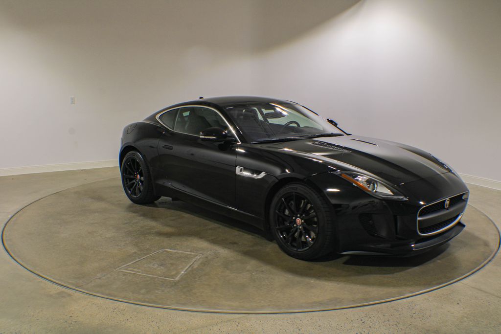 Used 2017 Black Jaguar Base image 8