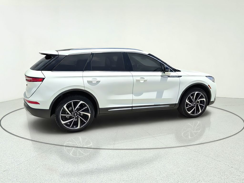 2023 Lincoln Corsair Reserve White at Community Toyota
