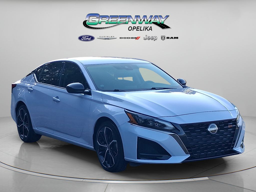 2024 Nissan Altima 2.5 SR