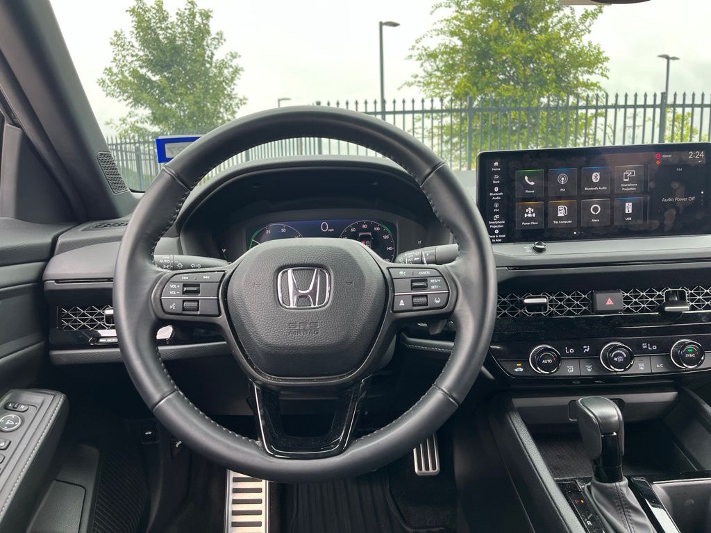 Thumbnail: 2023 Honda Accord - 17