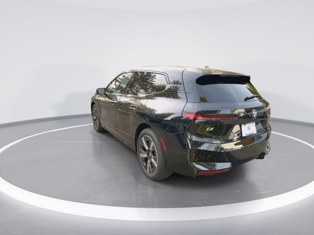 Thumbnail: 2026 BMW iX - 6