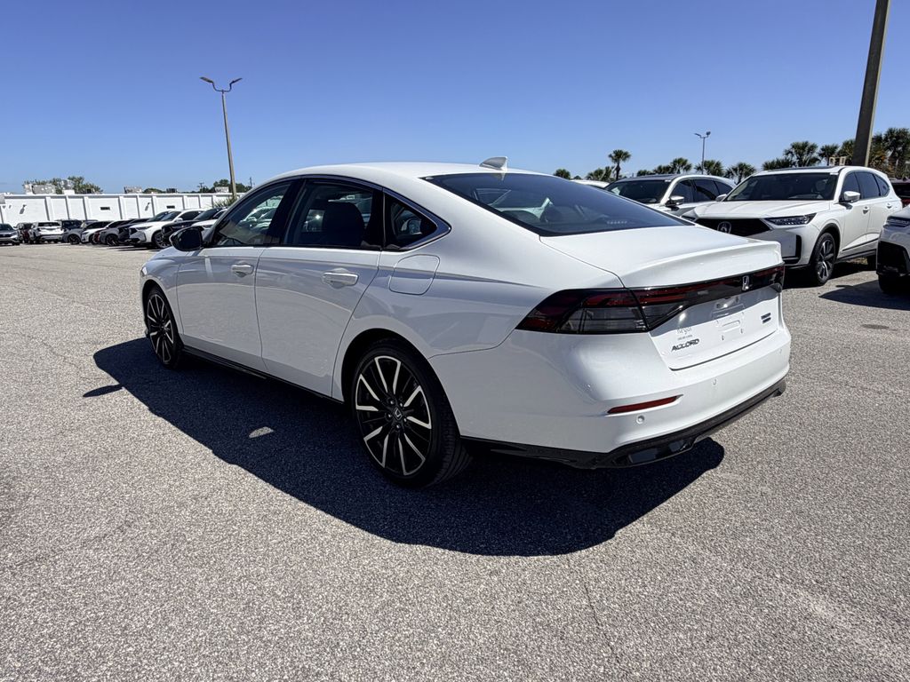 used 2025 Honda Accord Hybrid car, priced at $35,391