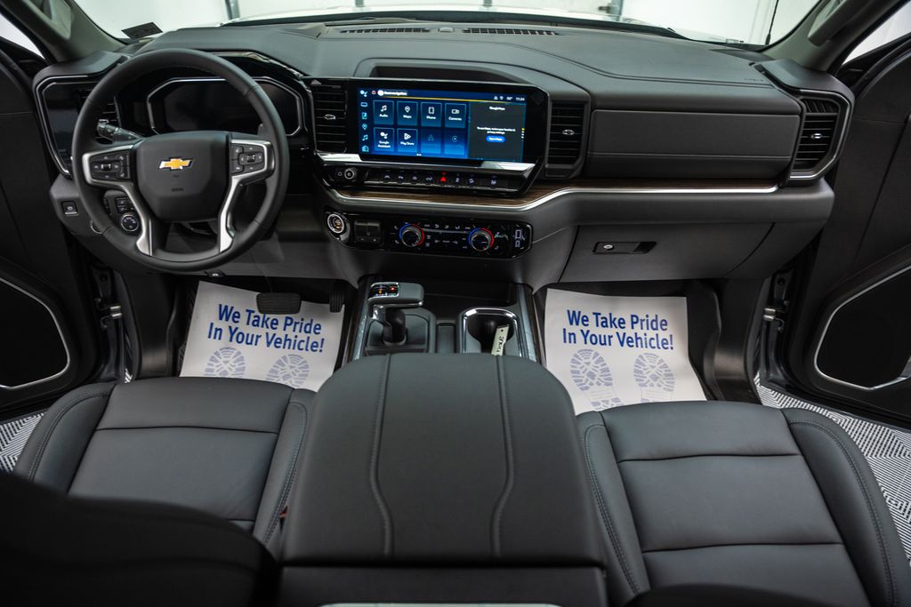 ChevroletSilverado 150023