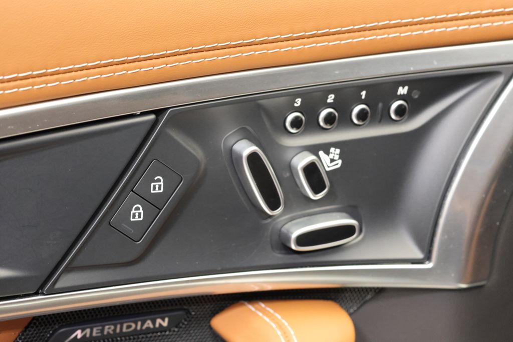 Thumbnail: 2023 Jaguar F-Type - 26