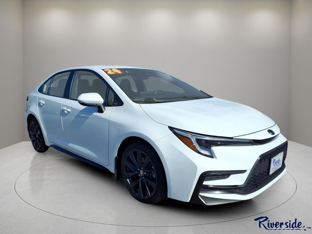 2024 Toyota Corolla SE FWD