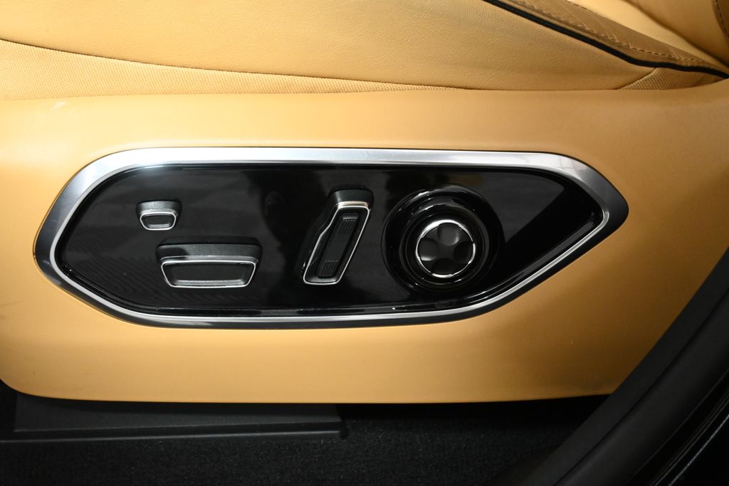 Thumbnail: 2023 Jeep Grand Cherokee - 32