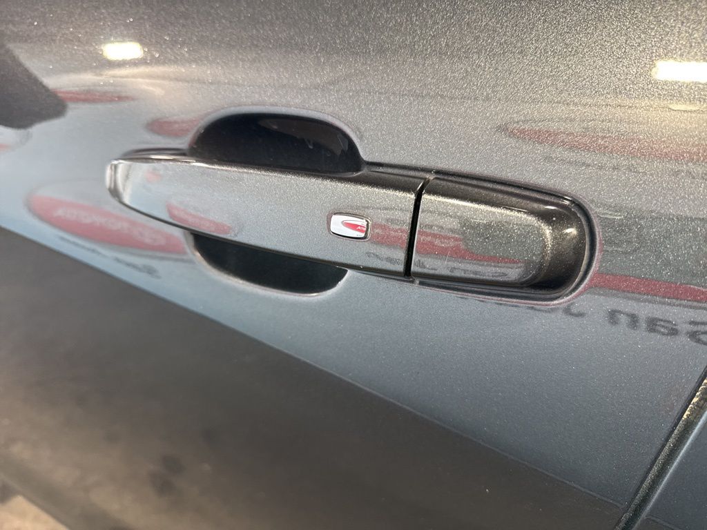 Thumbnail: 2020 Chevrolet Equinox - 16